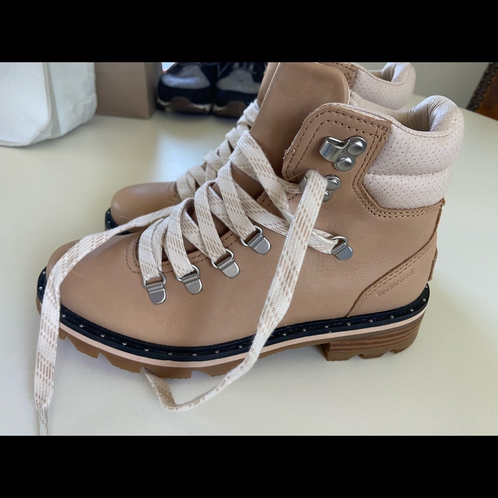 Women's SOREL Lace-Up Hiking Boots